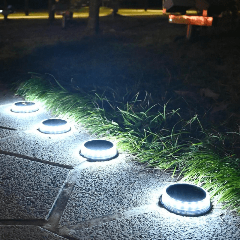 Kit com 4 Luminárias de Led Solar para Jardim À Prova d' Água - GardenLed